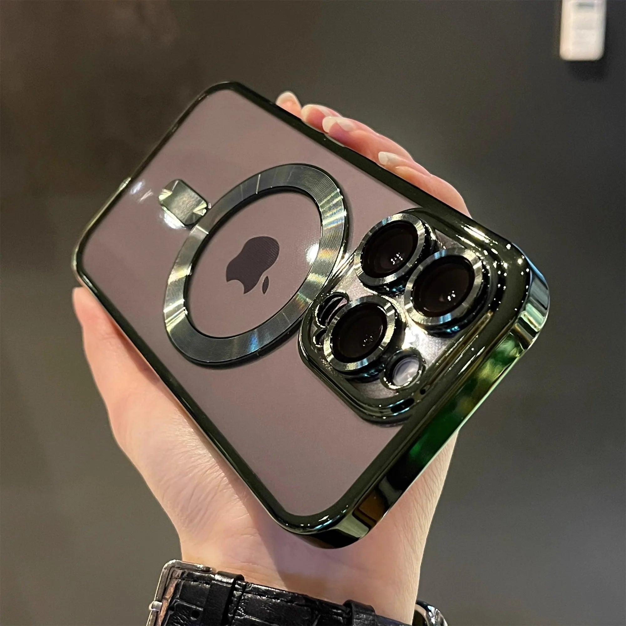 Cover Magnetica Luxury Trasparente compatibile MagSafe – iPhone 11 / 12 / 13 / 14 / 15 / 16 / 17 Pro Max Plus Air
